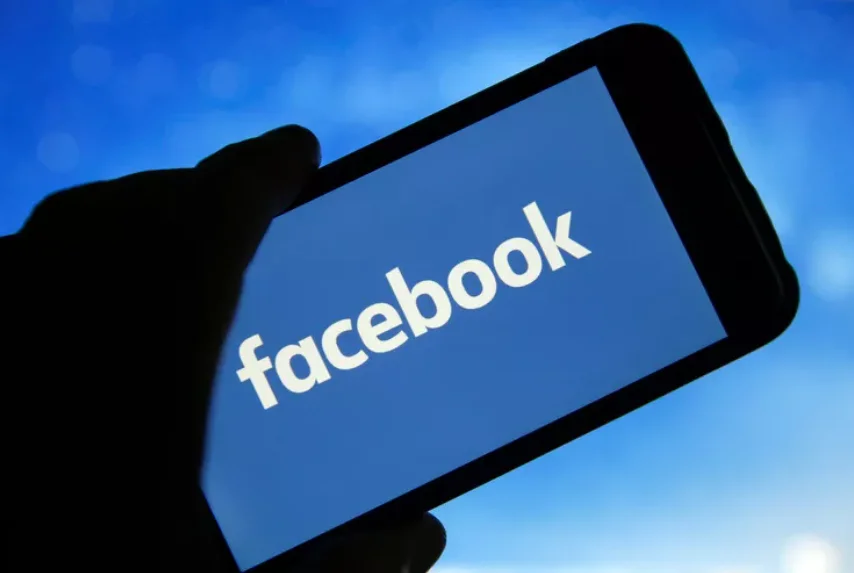 Facebook to Delete Old Live Videos: Users Get 90 Days to Save Content