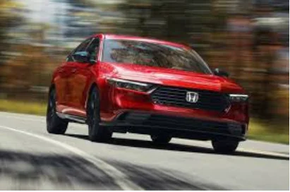 Honda Scales Back EV Investment to Focus on Hybrids Amid Slowing Demand