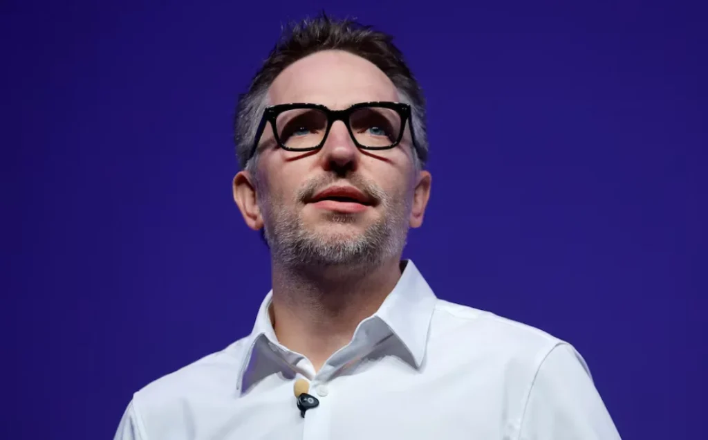 LinkedIn CEO to Oversee Microsoft Office and AI Copilot in Major Executive Reshuffle