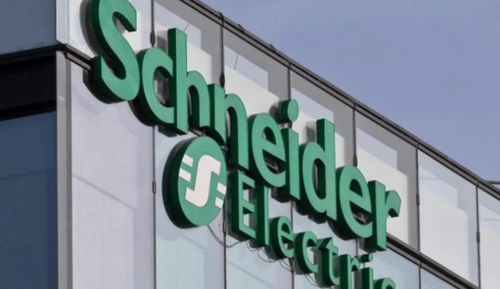 "Schneider Electric launches its first Innovation Hub in Africa, showcasing digital solutions and sustainability innovations, and driving collaboration and innovation on the continent."