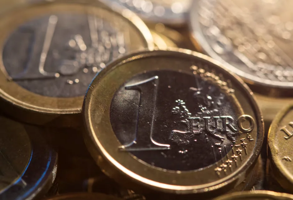 DWS-Backed AllUnity Secures BaFin License to Launch Euro Stablecoin