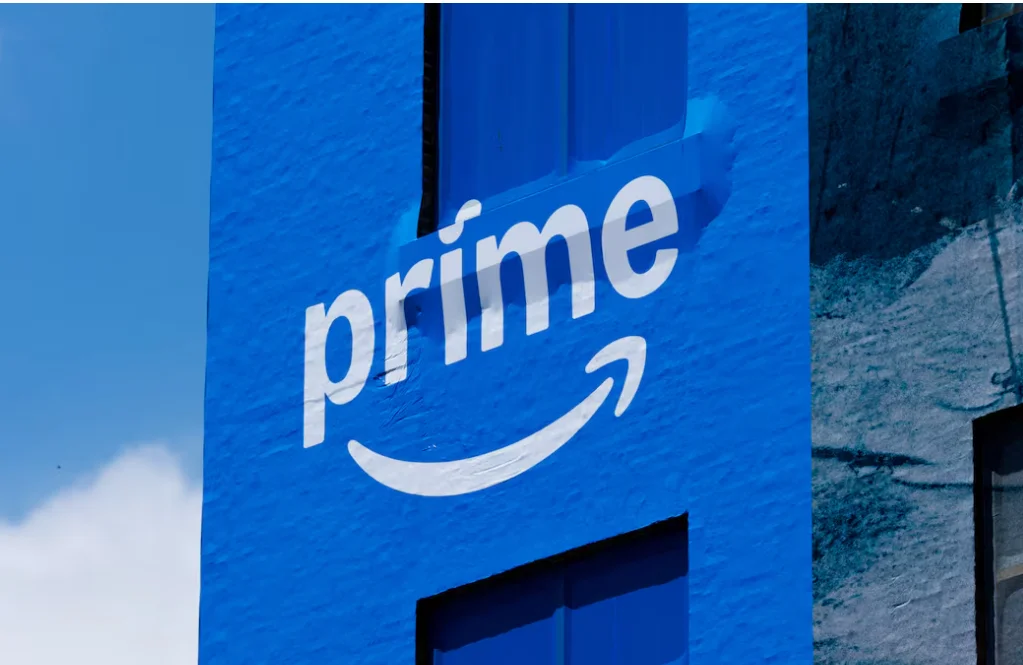 Amazon Expands Same-Day Delivery to Include Perishable Foods, Targeting Instacart and Walmart