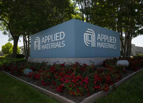 China Exposure and Policy Risks Hit Applied Materials’ Q4 Outlook, Shares Drop Over 14%